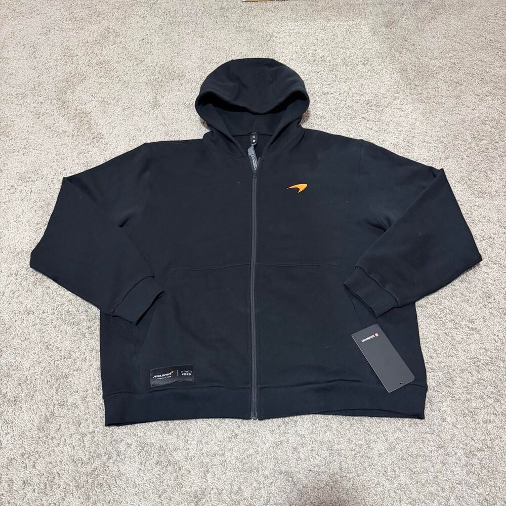 Lululemon Men's Black Hoodie